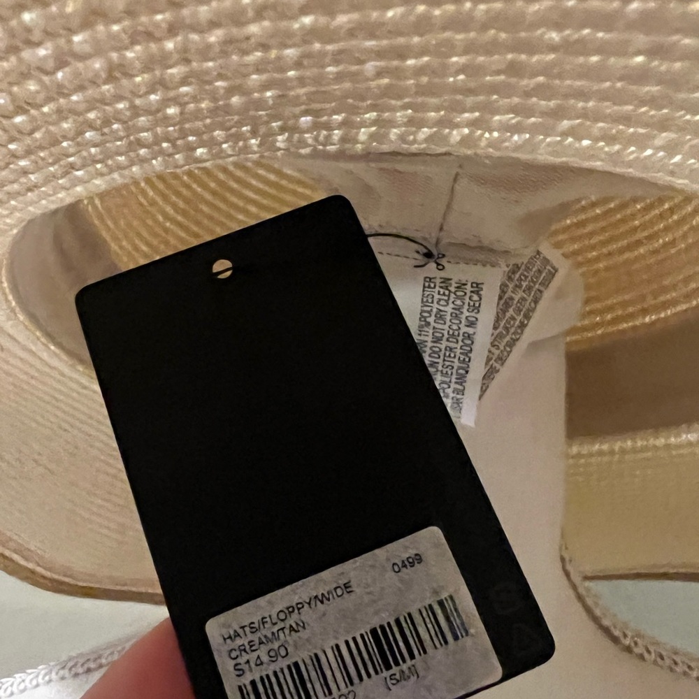 Sun hat - Picture 3 of 3